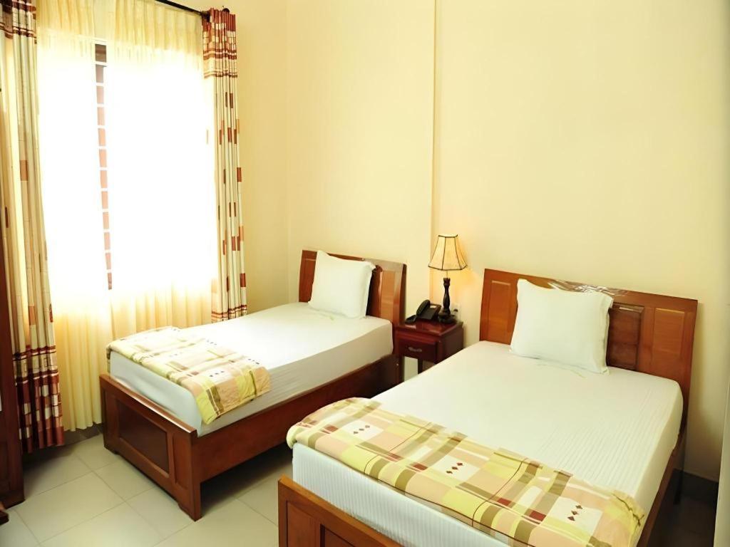 Hong Thang Hotel Hue Exterior photo