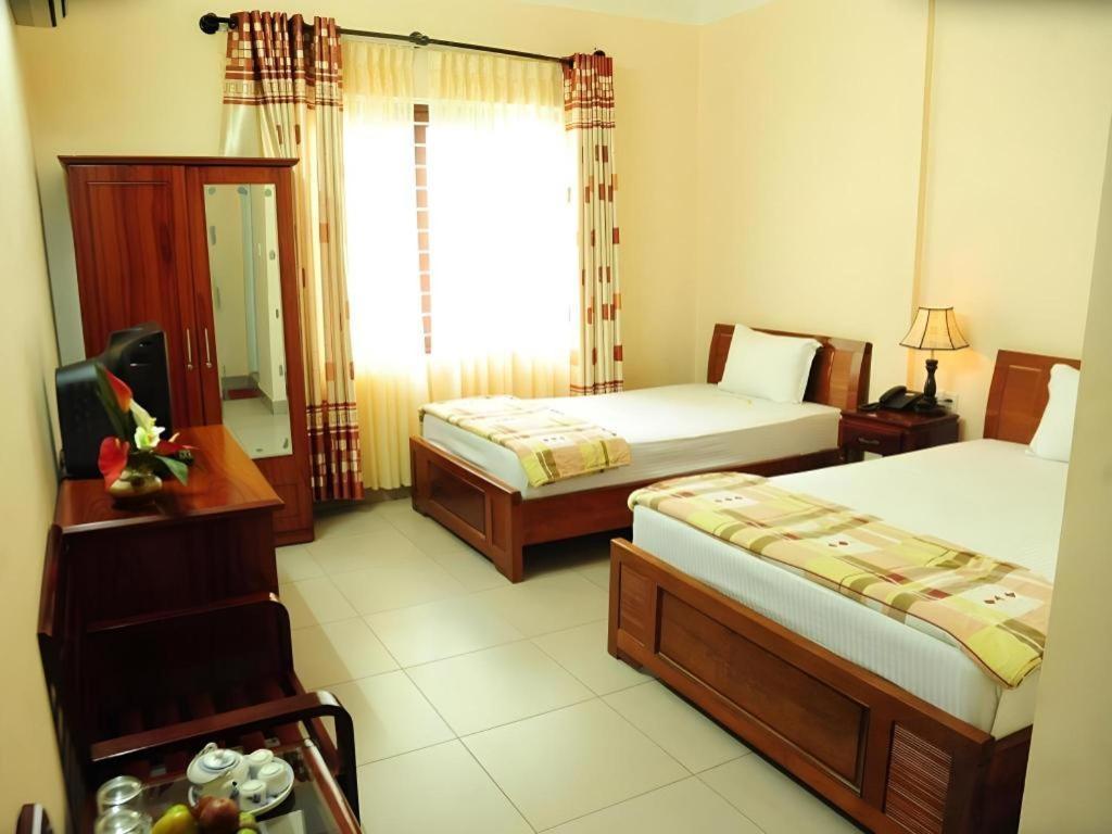 Hong Thang Hotel Hue Exterior photo