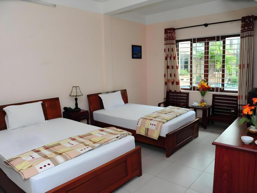 Hong Thang Hotel Hue Exterior photo