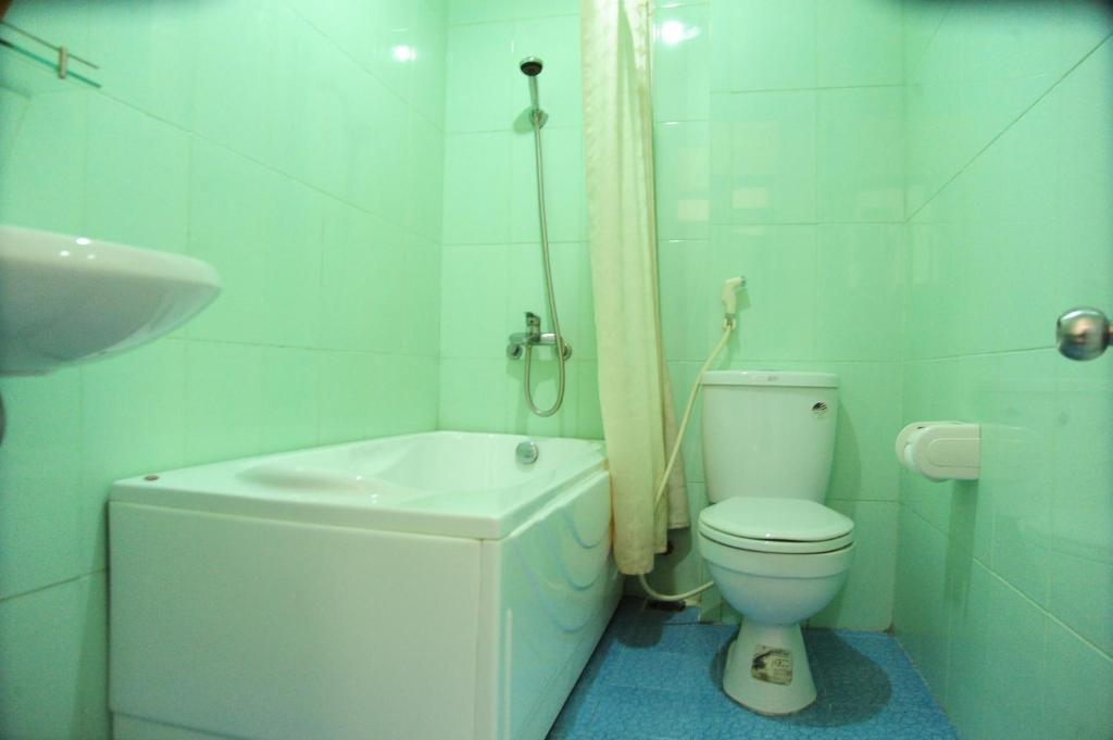 Hong Thang Hotel Hue Room photo