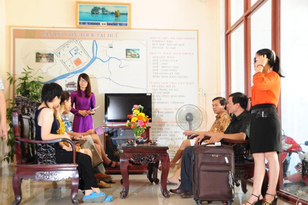 Hong Thang Hotel Hue Exterior photo