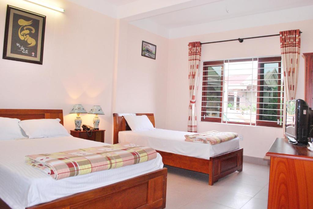 Hong Thang Hotel Hue Exterior photo